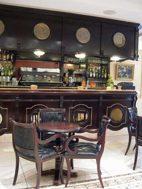 לורדה Hotel Christ Roi מראה חיצוני תמונה