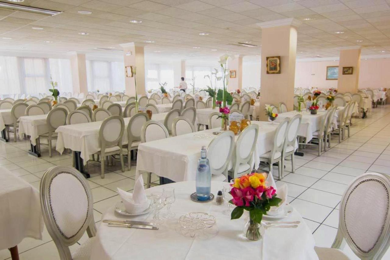 לורדה Hotel Christ Roi מראה חיצוני תמונה